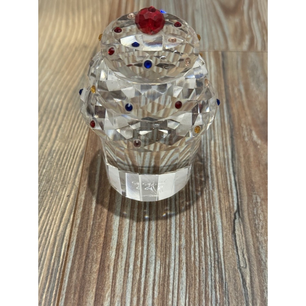 RARE SIGNED OLEG CASSINI CLEAR & MULTI COLOR CRYSTAL CUP CAKE PAPERWEIGNT NR